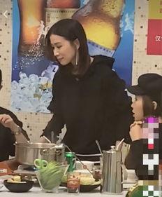 吃八瓜视频大全免费观看,轻松解锁欢乐时光 第3张 吃八瓜视频大全免费观看,轻松解锁欢乐时光 第3张